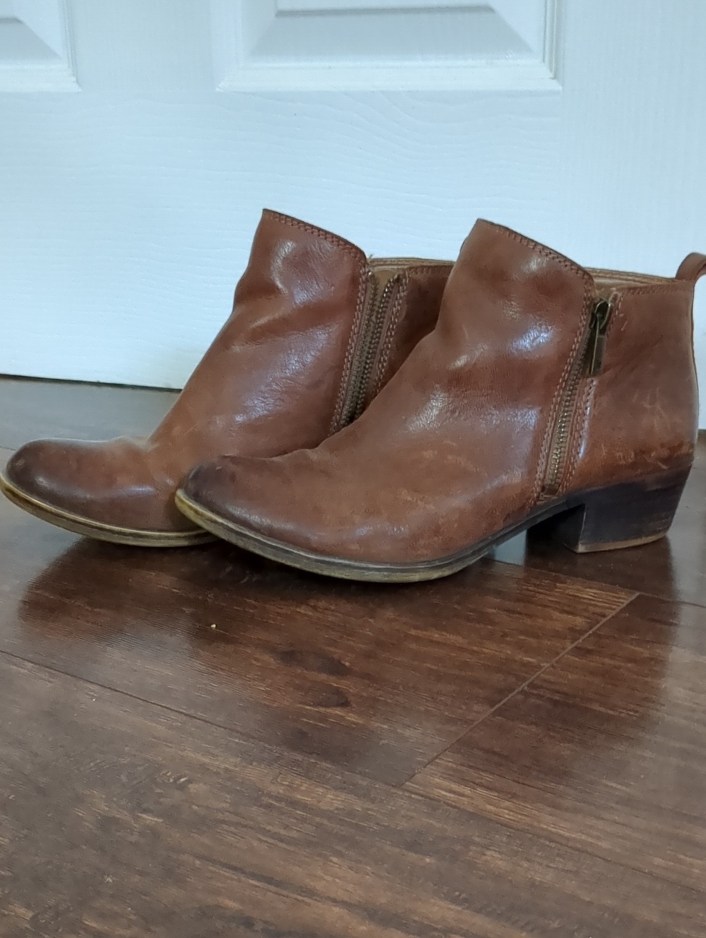 Lucky Brand Women's Chestnut Brown Leather Ankle Booties with Side Zip